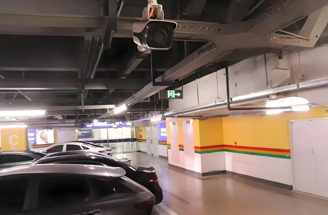 ���ݱ���ͣ�������ܼ������ͷ