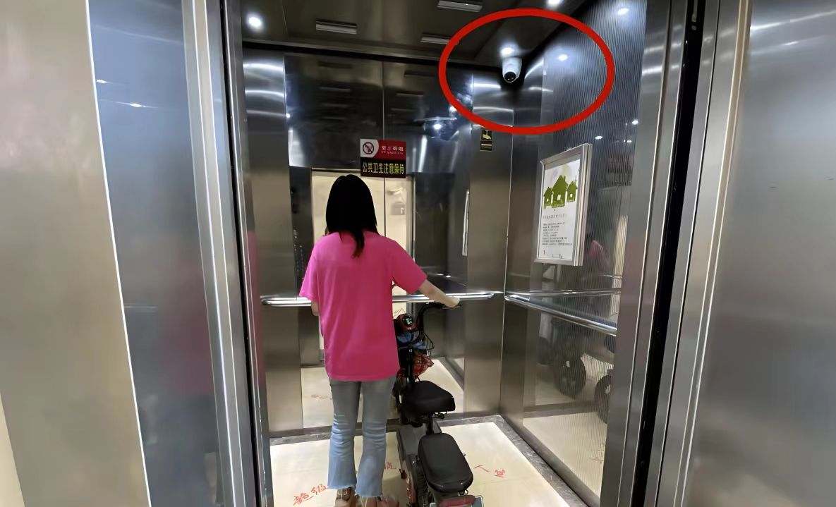 �綯�������ݱ�������ͷ����ҵ���¶�̬