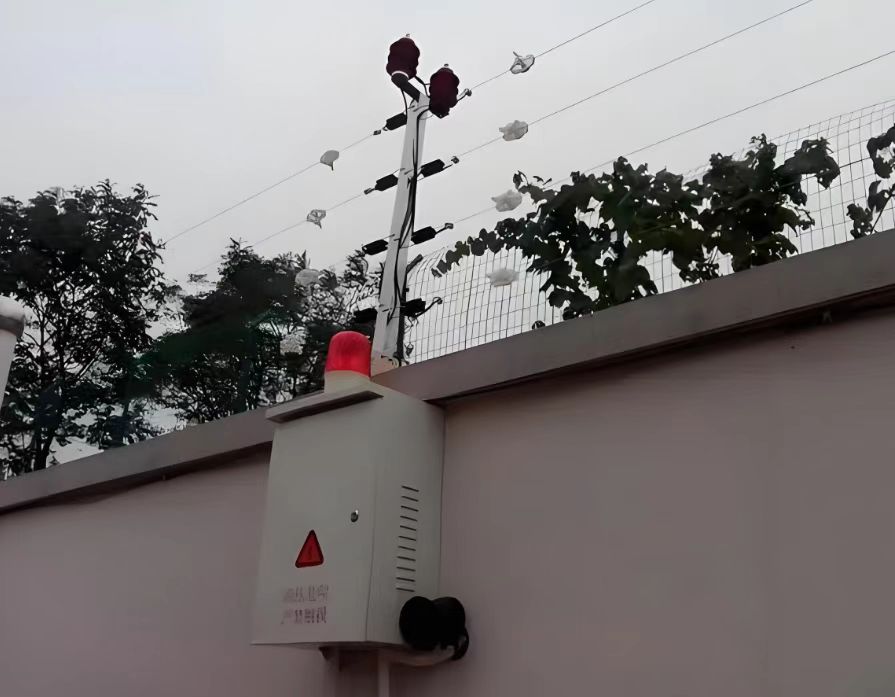 �ǻ���������Χ�������¶�̬