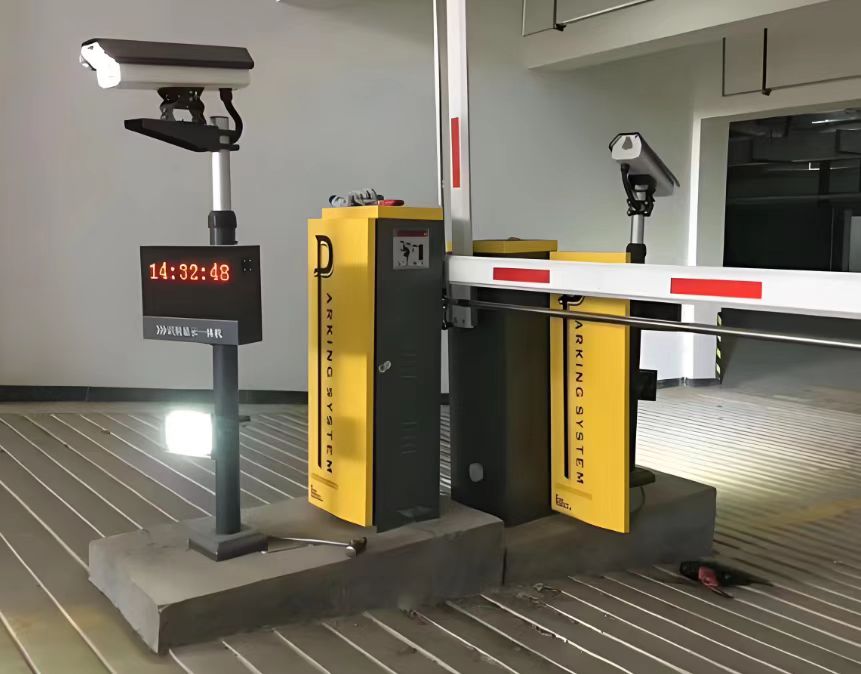 ���ݱ���ͣ�������ܼ������ͷ