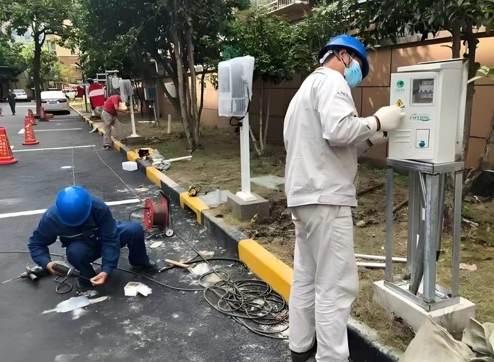 ����۪�������ƽ��Ͼ�С�����׮���죬������������